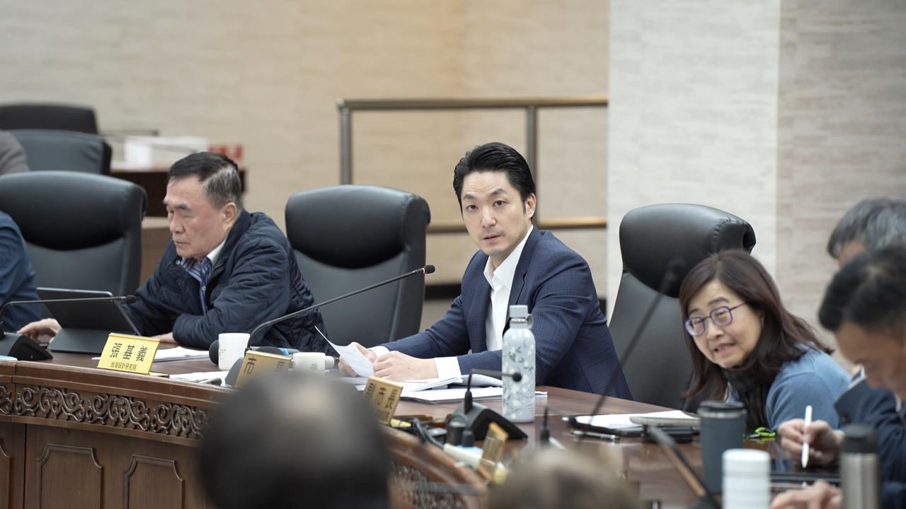 蔣萬安拋國中小營養午餐免錢　自家議員質疑「錢哪來？」