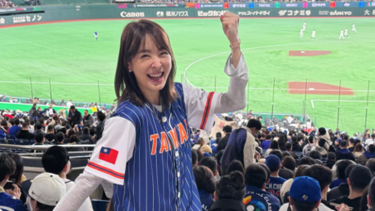 經典賽／直奔東京挺台灣隊！賈永婕「FB突提參選」全場嗨喊：加油凍蒜