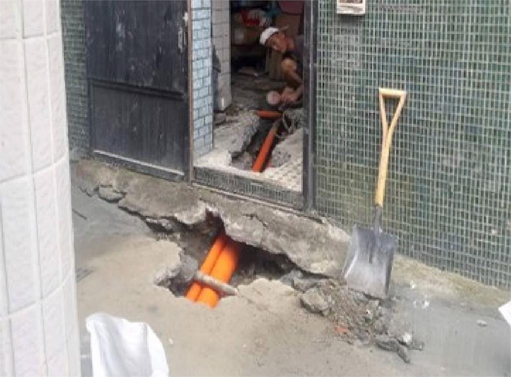 快新聞／台中53年老屋需接污水管！民憂施工影響安全　綠議員介入協助