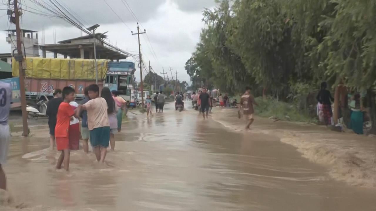 印度暴雨引洪災「整排商店被沖走」　１０人死亡多人失蹤