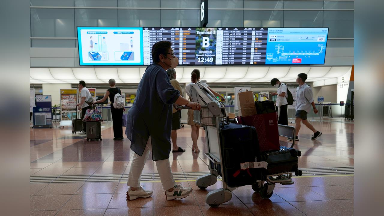 旅日注意! 東京計程車漲約一成 4/24起飛機上「禁用行動電源」