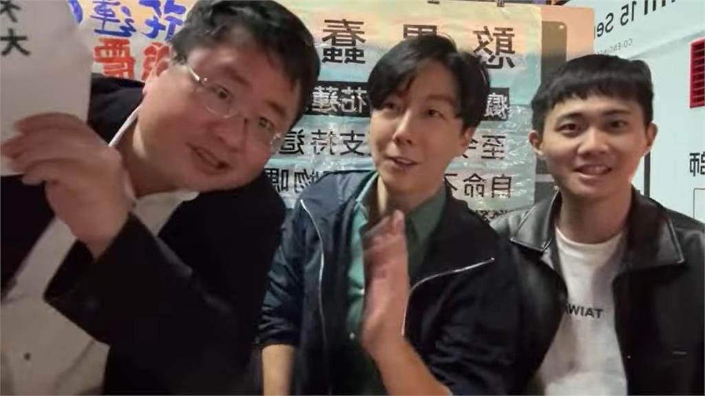 快新聞／吳崢直播呼籲民眾不要理會謾罵　曹興誠、矢板明夫驚喜現身「民主專車」現場！