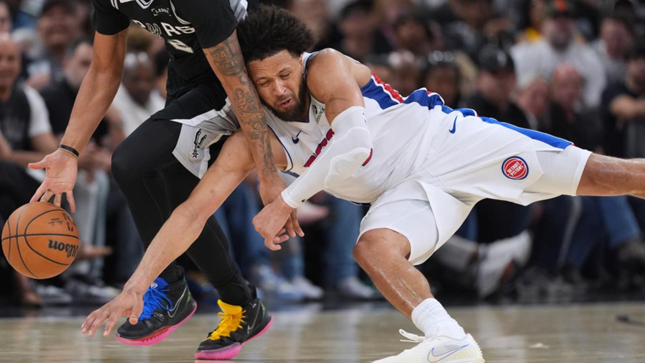 NBA(影)／打籃球怎麼打到肺塌陷？網揪活塞一哥康寧漢賽中「關鍵碰撞」疑成主因