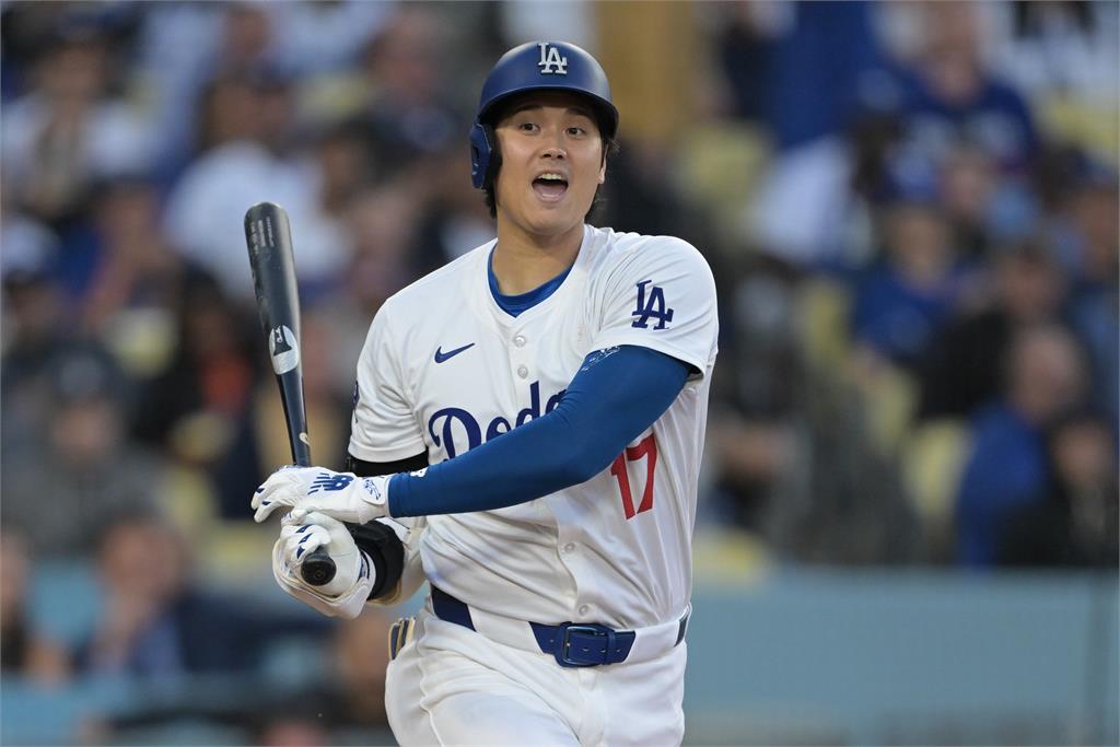 加盟道奇後第一次！大谷翔平擊出再見安打　率領道奇一分氣走紅人