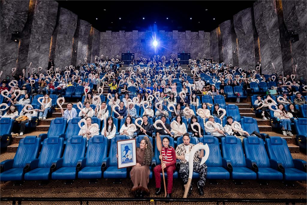 迪士尼年度壓軸動畫《海洋奇緣2》再創神曲!金曲新人Makav首映會現場演出超震撼