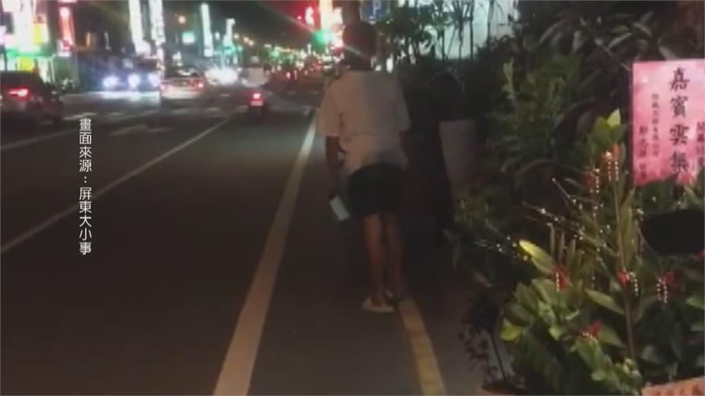 女學生掏錢協助行乞身障者　下一秒他竟然「痊癒」起身走掉
