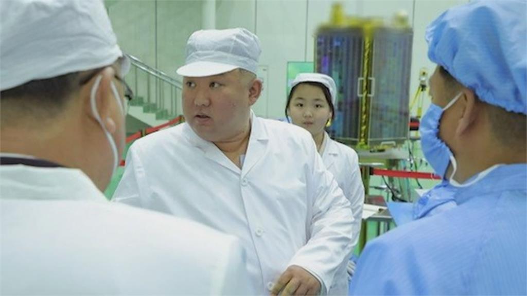 北朝鮮首顆自行研發製作　金正恩帶愛女視察間諜衛星