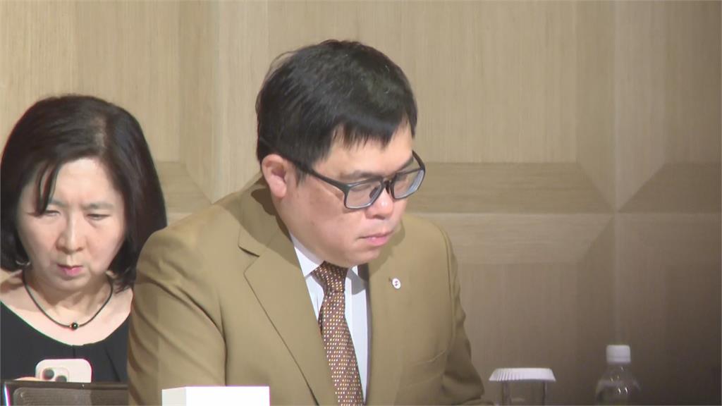 快新聞/星宇航空張國煒:疫後初期機票高漲 今年降價才正常、出遊好時機