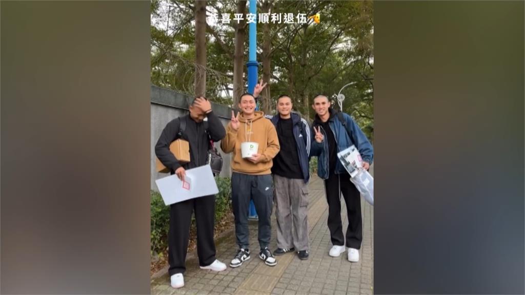 中職(影)／徐若熙、劉基鴻退伍　兩人分享登出國軍ONLINE心得