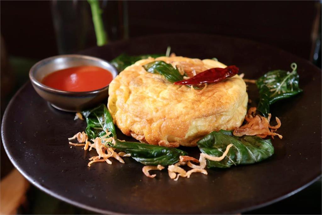 泰國「星級主廚」來台! 3公分厚蟹肉烘蛋征服饕客