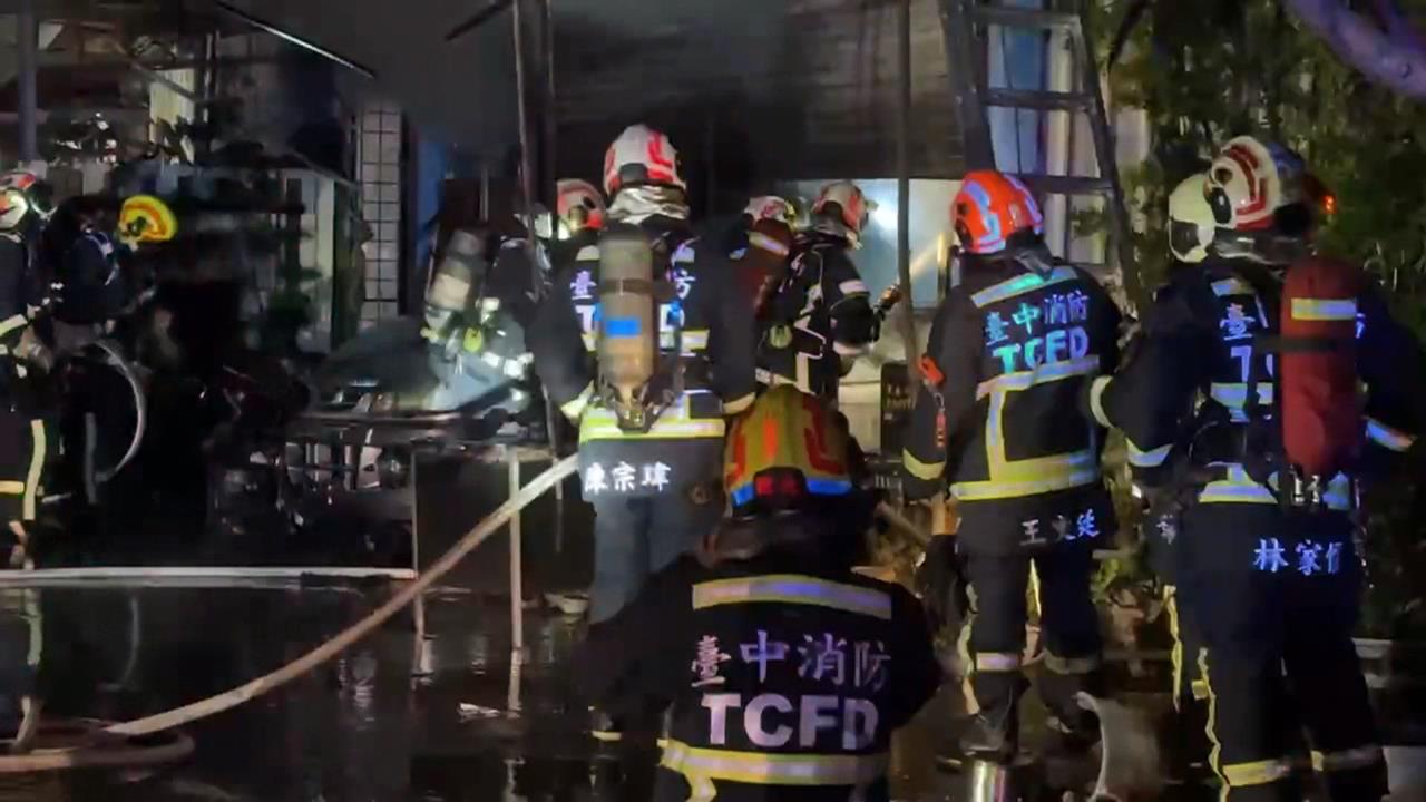 前租客疑租賃糾紛心生不滿縱火 17歲少女送醫不治 50歲母重傷