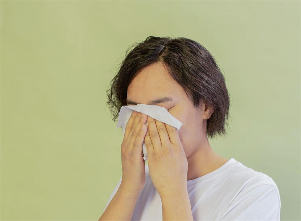 氣候回暖眼睛癢、紅、腫？   「春季結膜炎」高峰一類人好發