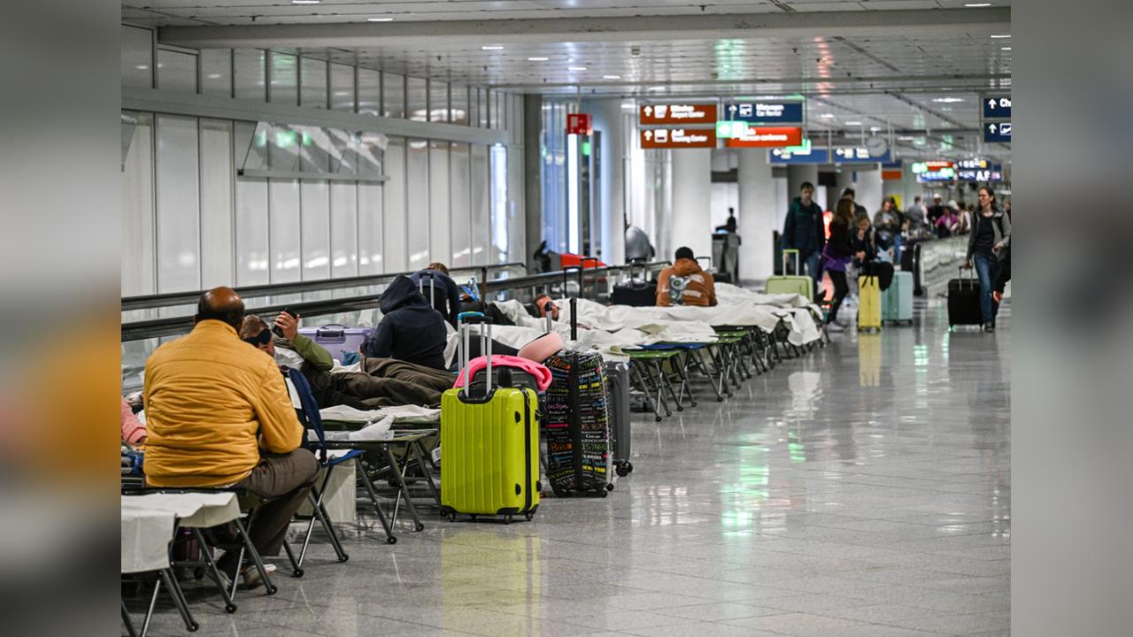快新聞／慕尼黑機場無人機入侵！航班大亂　近3,000旅客受影響