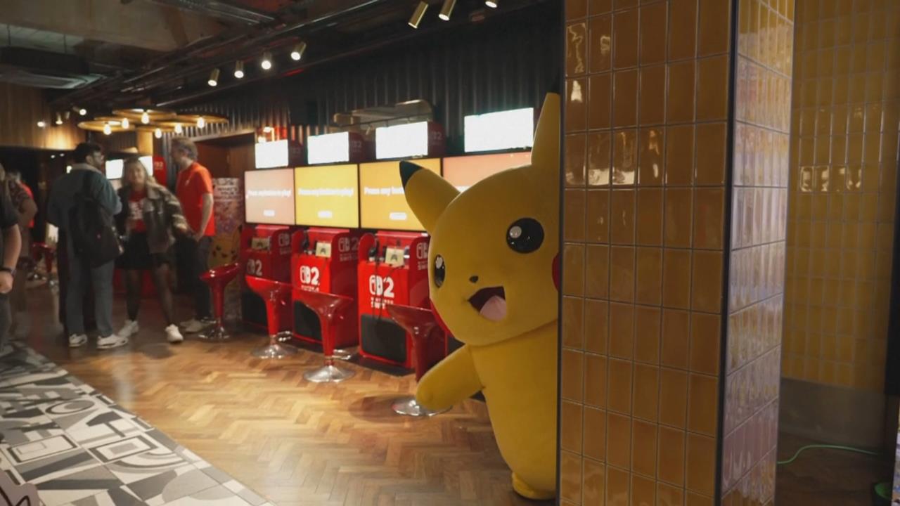 倫敦寶可夢３０週年活動　全新周邊吸引粉絲齊聚