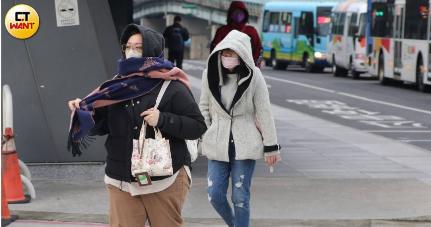 快4月還是好冷…網懷疑氣候異常　釣出過來人解答：1節日是關鍵