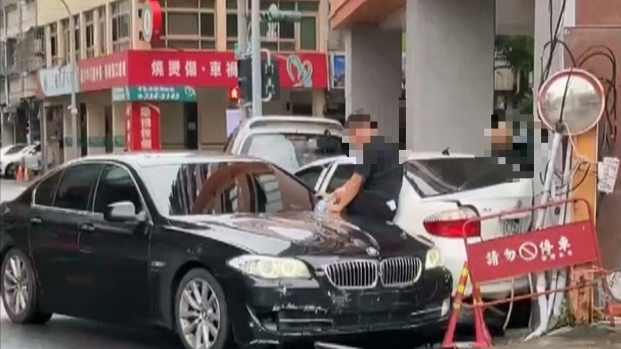 就為3千元！男遭開車高速衝撞討債　雙腿被夾車門邊痛苦哀號