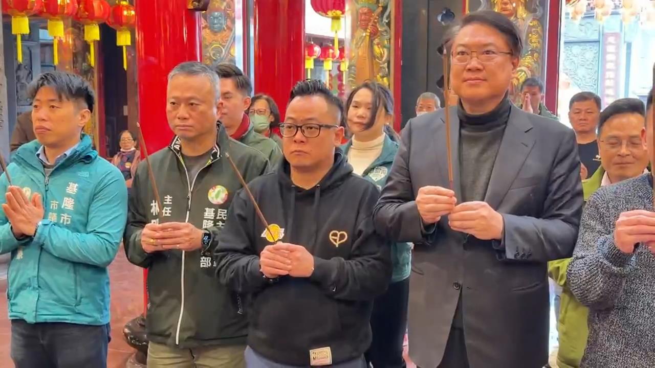 林右昌輔選童子瑋傳授"當選秘訣" 曝首度選市長穿破六雙鞋