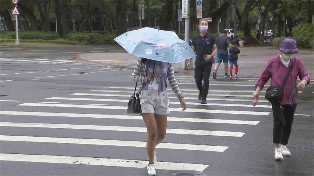  好天氣掰掰！大雨襲3縣市　林嘉愷曝「週末有雨」：降溫3至4度