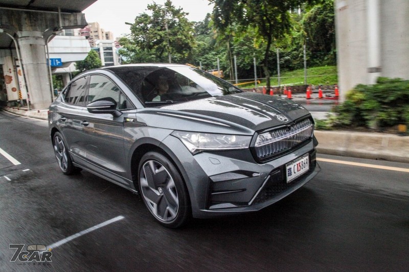純電也是聰明的就懂？Škoda Enyaq Coupe RS 試駕