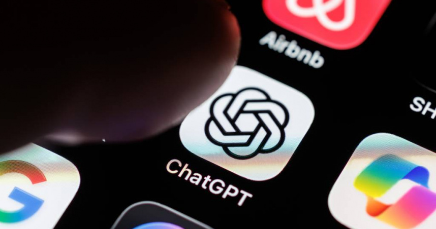 槍手曾用ChatGPT！OpenAI高層未通報釀悲劇遭家屬提告　執行長公開道歉