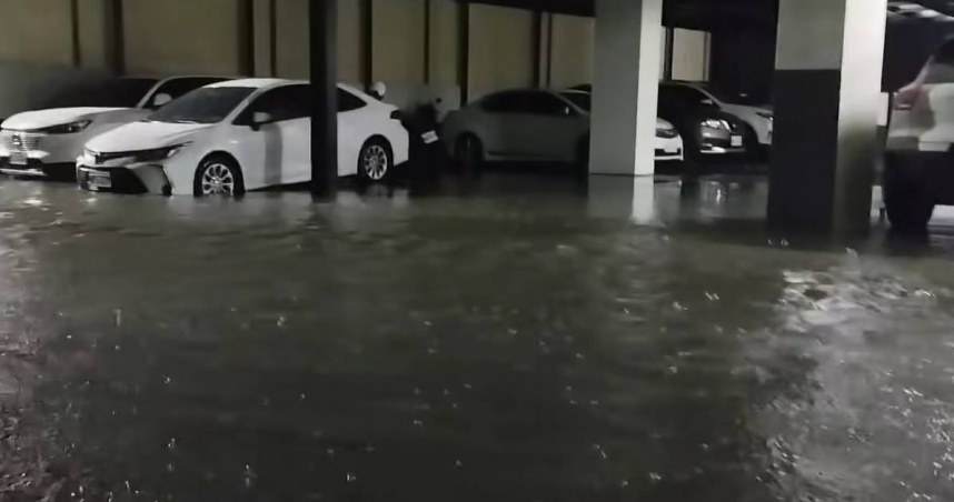 中南部慎防劇烈降雨！大雷雨警戒徹夜連發　民眾半夜起床移車