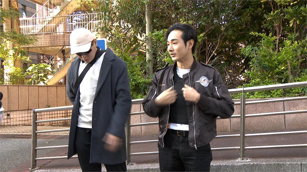 遭詹江村提告赴警局做筆錄　八炯、閩南狼座車遭追撞