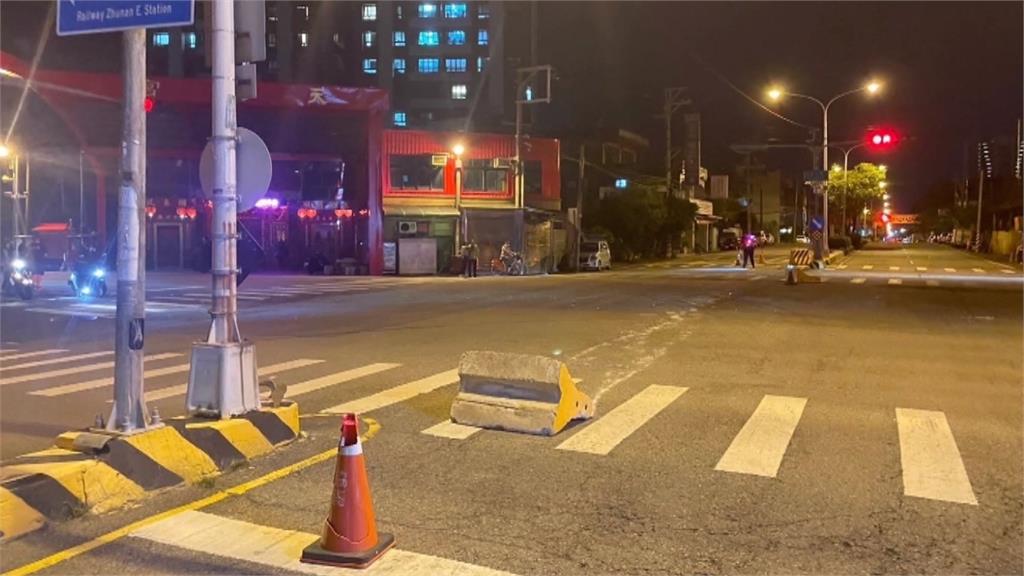 有影／生死一瞬間！苗栗遊覽車暴衝　女騎士急跳開逃過一劫