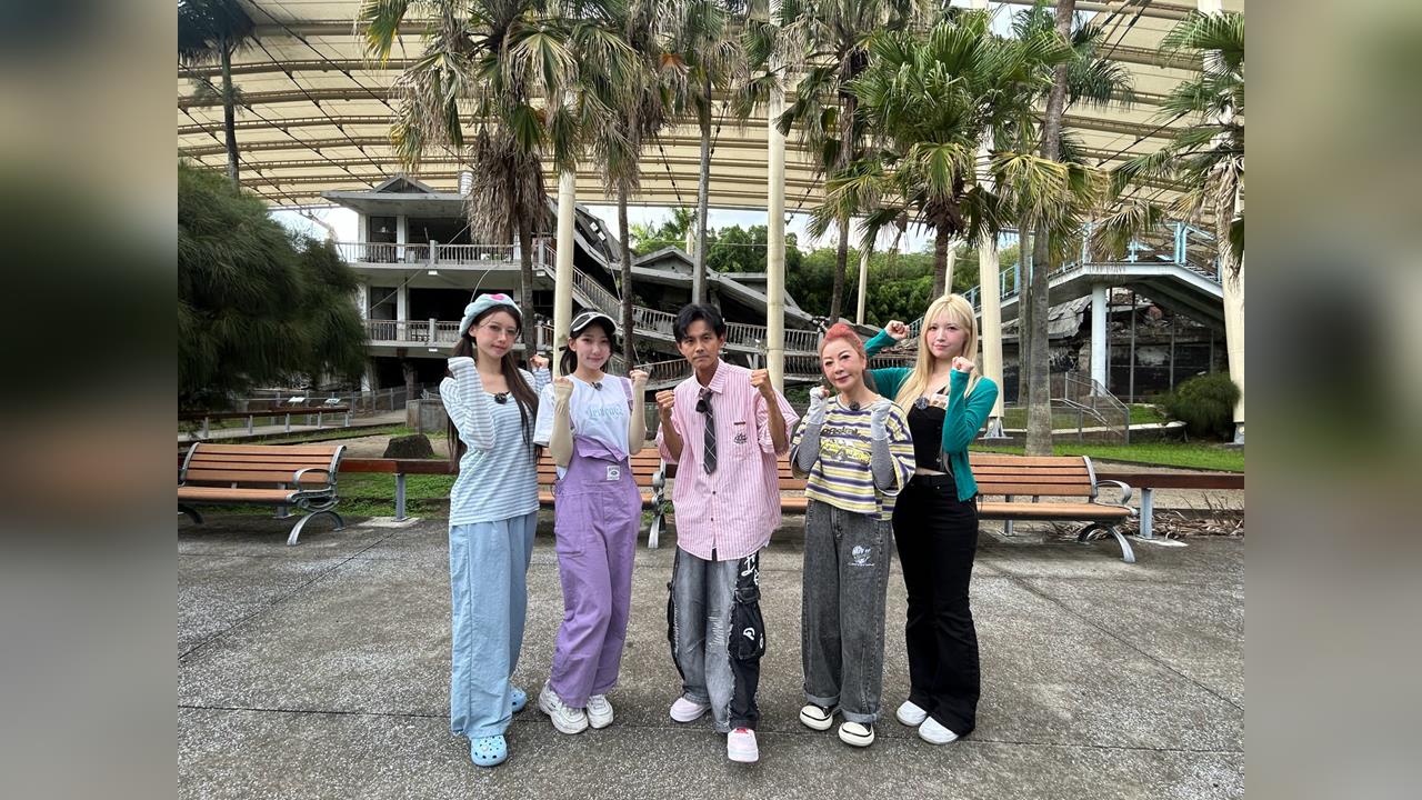 《綜藝新時代》檸檬、李雅英、李晧禎體驗水上芭蕾！變成三人打水表情逐漸失控