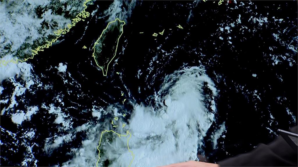 準颱風「蘇拉」最快明成形　海面打轉路徑仍有變數
