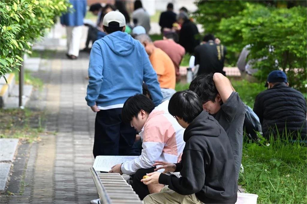 快訊／強颱巴威攪局　分科測驗確定延至7/13、7/14
