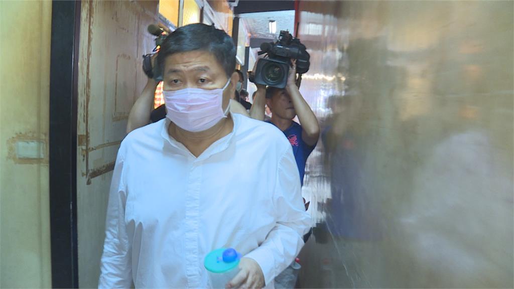 「母親墳墓也不放過」　顏清標氣到血壓飆高住院