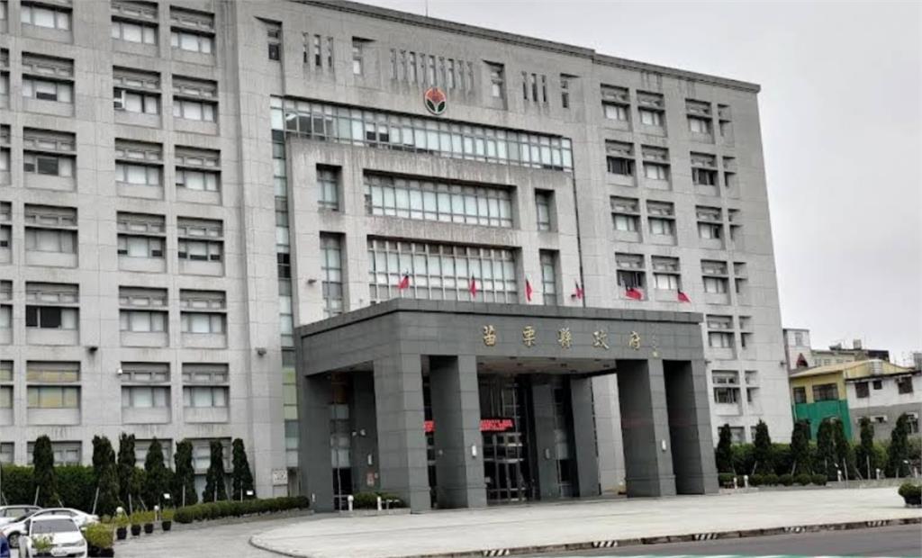 苗栗縣府大樓凌晨男性科長倒臥身亡
