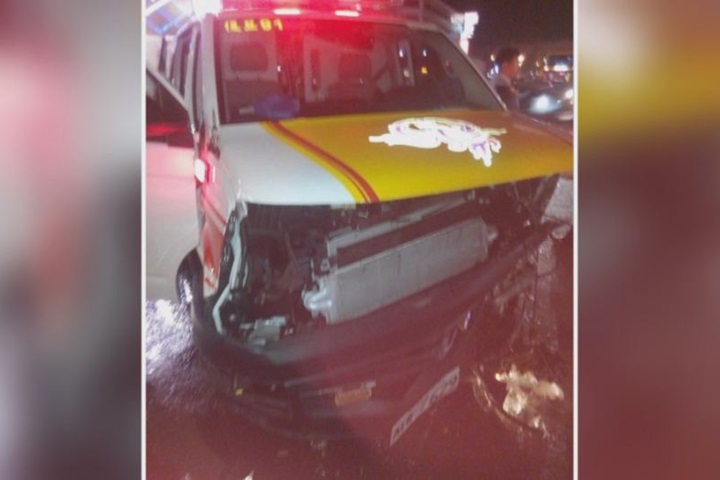 救護車撞毀轎車索國賠 高院法官：免賠！
