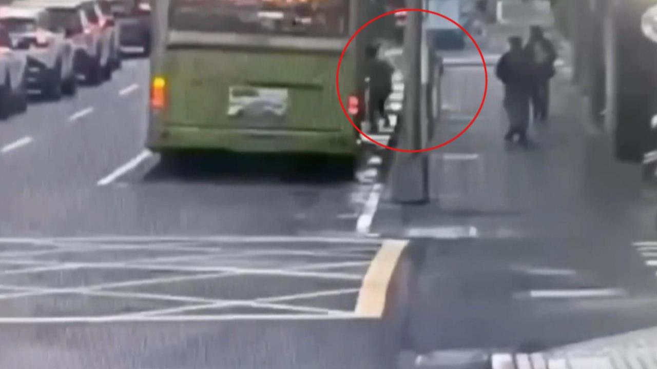 台北八德路驚悚車禍! 公車輾死婦 客運業者:絕非肇逃