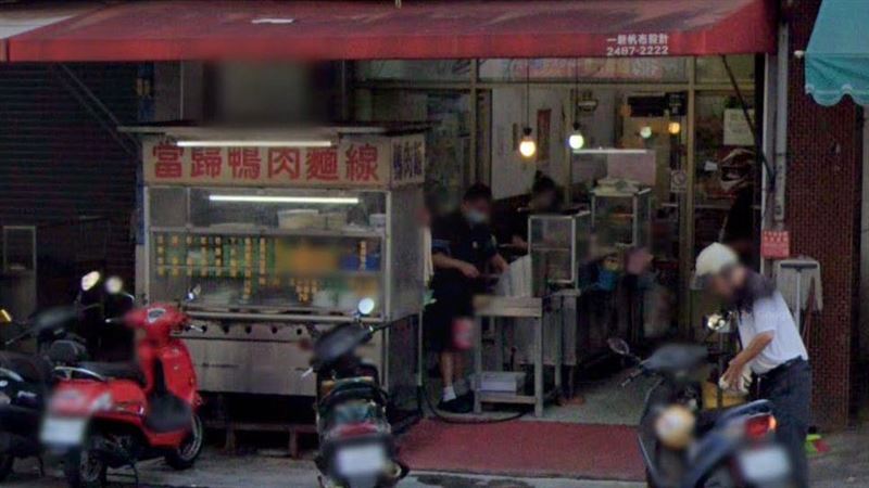 台中高中生家逢巨變「沒錢吃飯」 警每日請吃鴨肉飯:怕他餓了