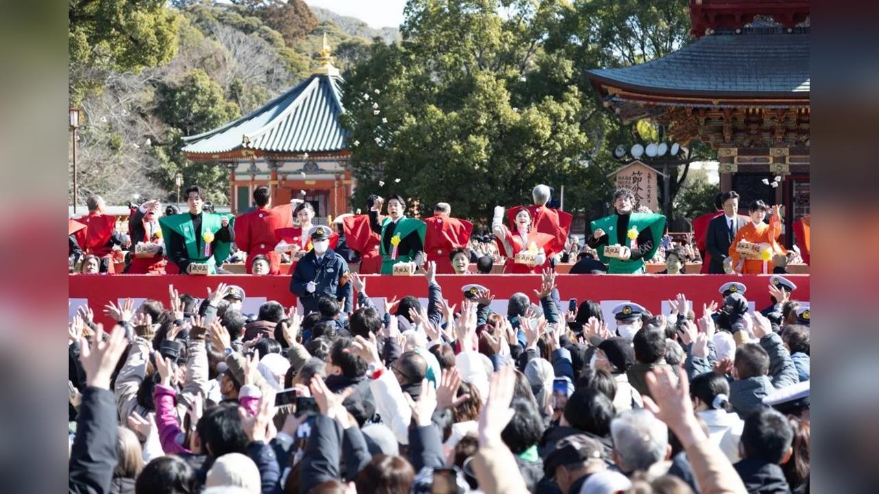 日本「節分」驅邪招福　各地撒豆打鬼、吃惠方卷