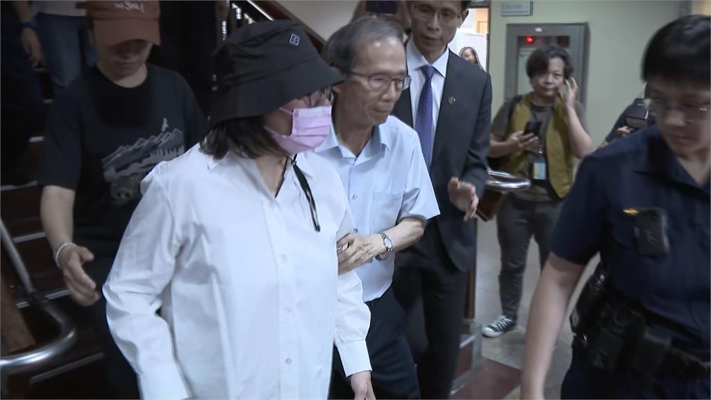 幽靈連署案北院首度開庭　黃呂錦茹改口認罪獲1000萬交保