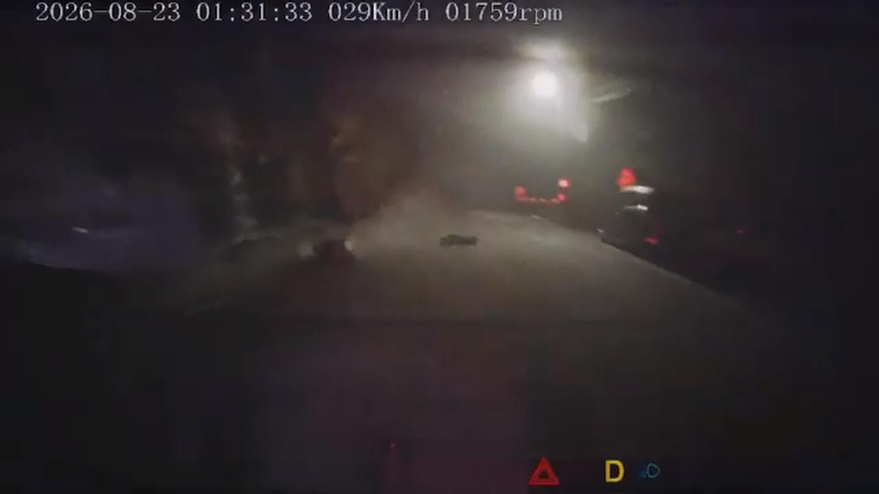 桃園大型落石突襲！　復興區「轎車撞落石」3人受傷