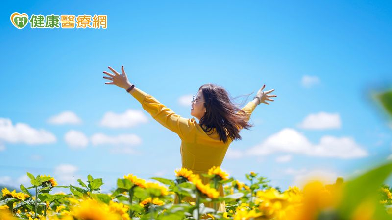 不是只是累!「這些症狀」是身體正在提醒你:該停下來修復了