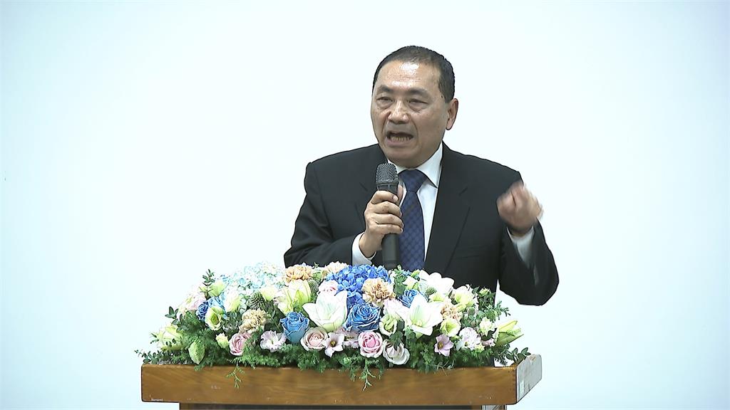藍綠白大咖到場紀念民主先驅　侯友宜、柯文哲同台看「台灣人前進」紀錄片