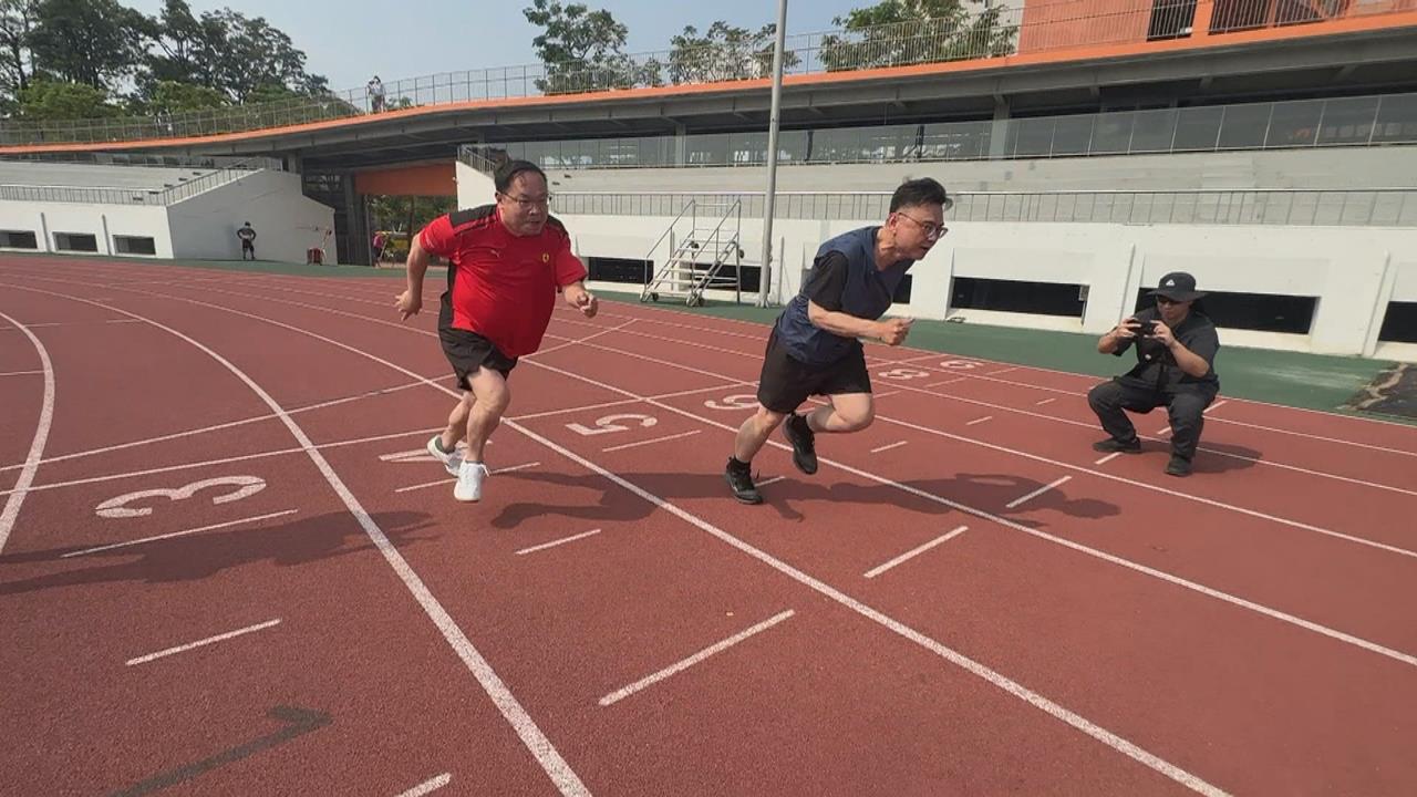 挑戰賴瑞隆跑百米鉛球鬥牛　阿喘認輸「這樣說」相約再戰