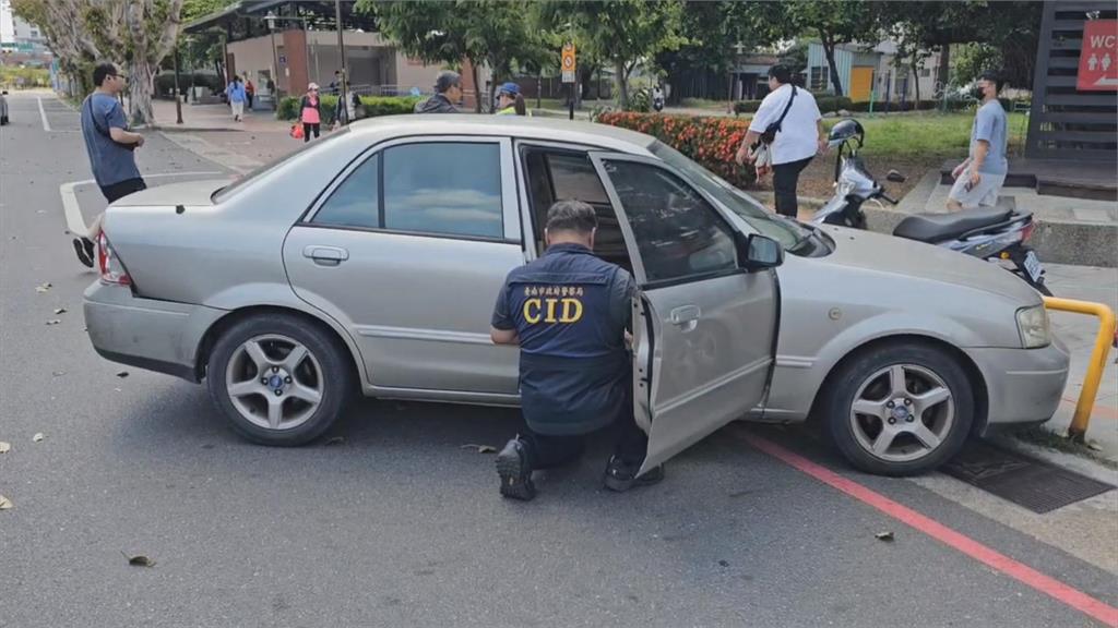 有影／轎車心虛拒檢多次逆向　撞飛騎車員警逃逸