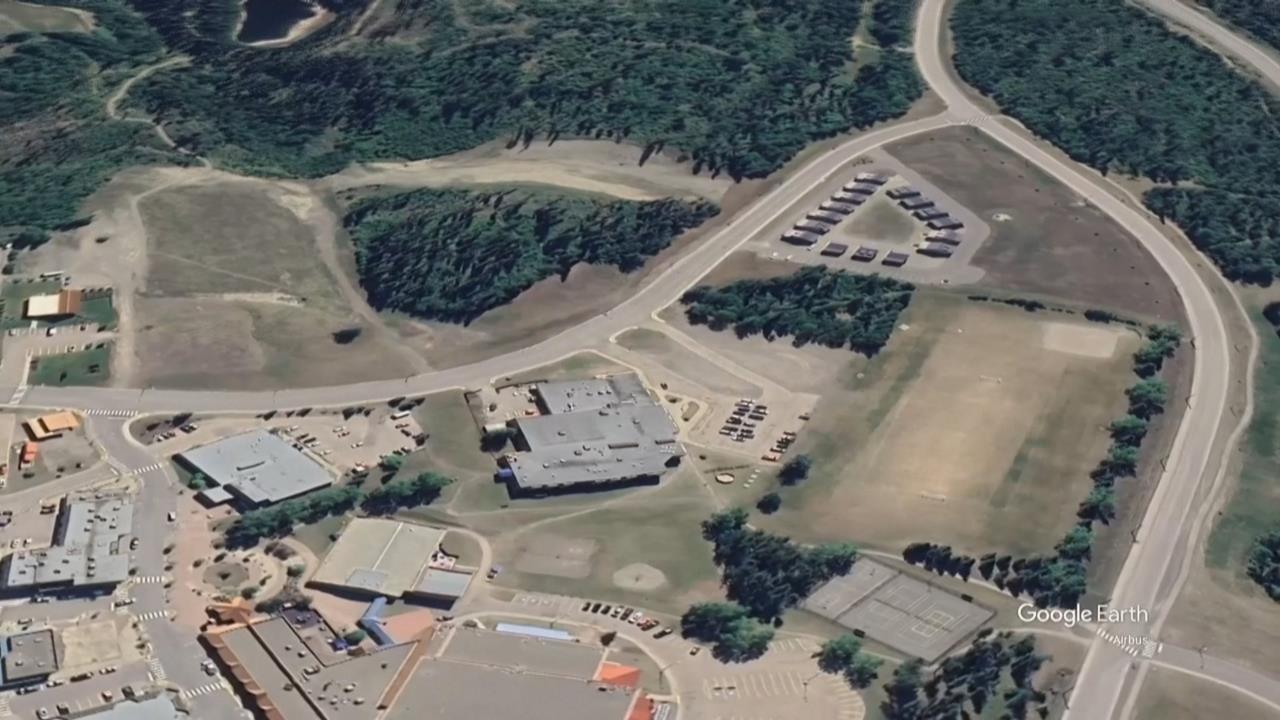 加拿大小鎮驚傳"校園槍擊" 疑槍手在內共10死