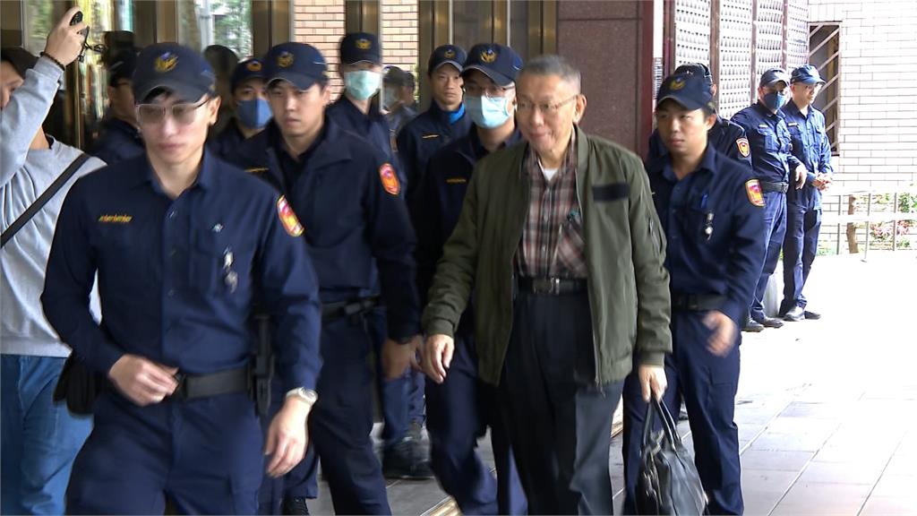 應曉薇準時抵達北院　柯文哲回家換衣服遲到2小時