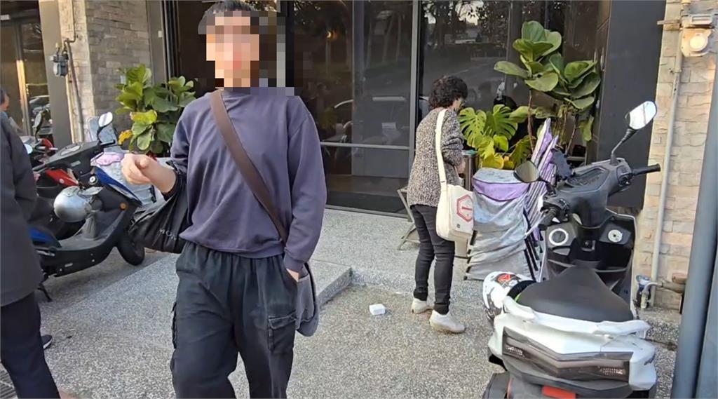 快新聞／柯爸告別式明登場！長孫柯傅堯現身靈堂　畫面曝光