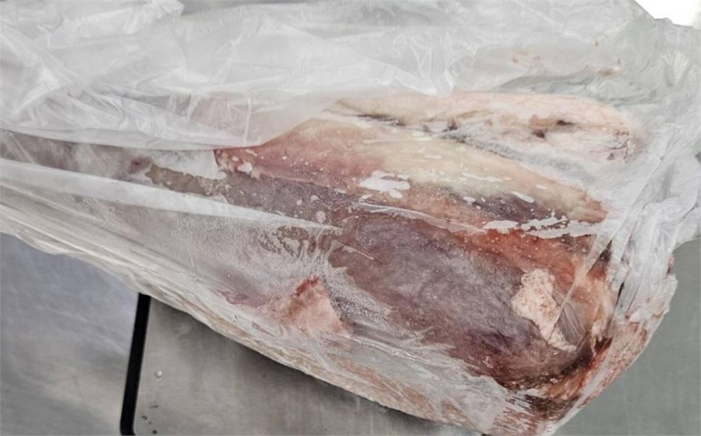 台灣最大肉品商之一「美國牛舌」爆寄生蟲！   越南調味醬檢出蘇丹紅