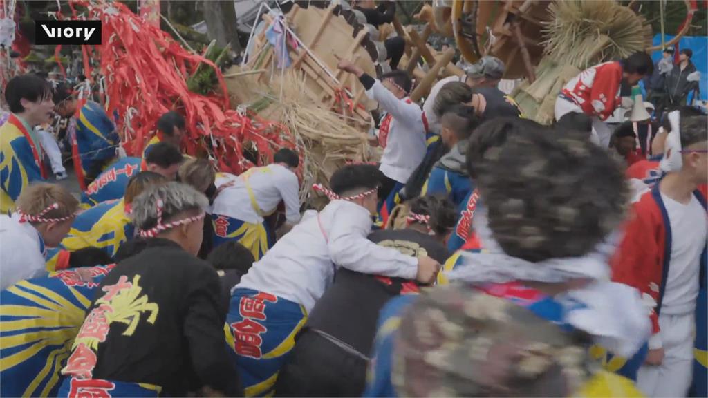 日本左義長祭「13台花車互撞比美再燒毀」　紀念本能寺之變