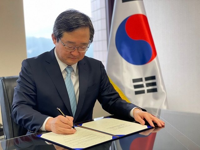 快新聞／台韓簽署互相承認備忘錄　持南韓國際駕照可直接在台灣開車