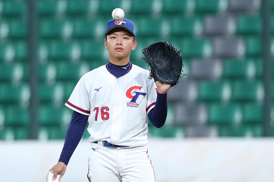 棒球(影)／先發趙晟皓飆8K！U15台灣隊扣倒菲律賓與日本爭冠軍戰門票