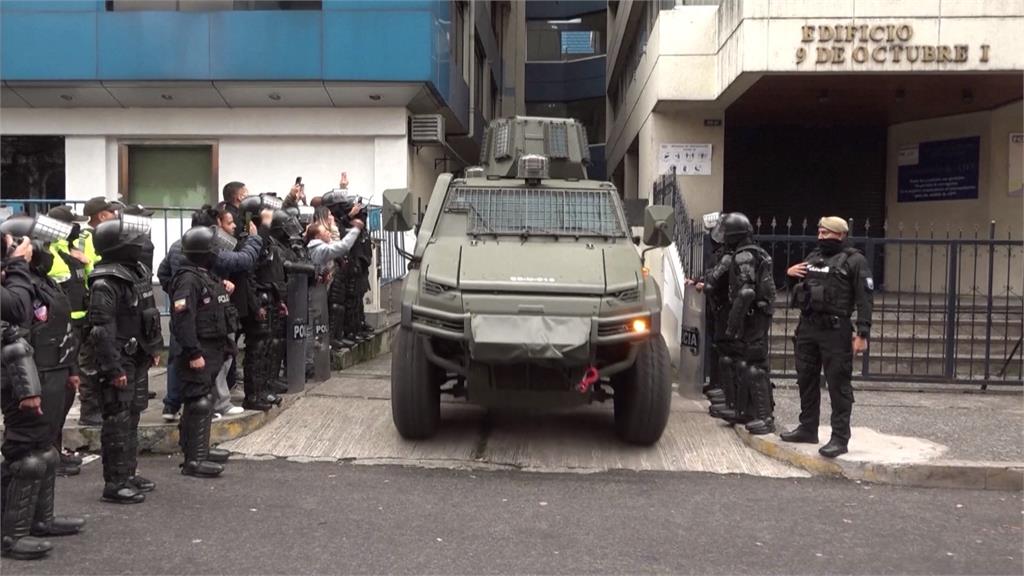 厄瓜多突襲使館抓人　墨西哥要求聯合國「停權」